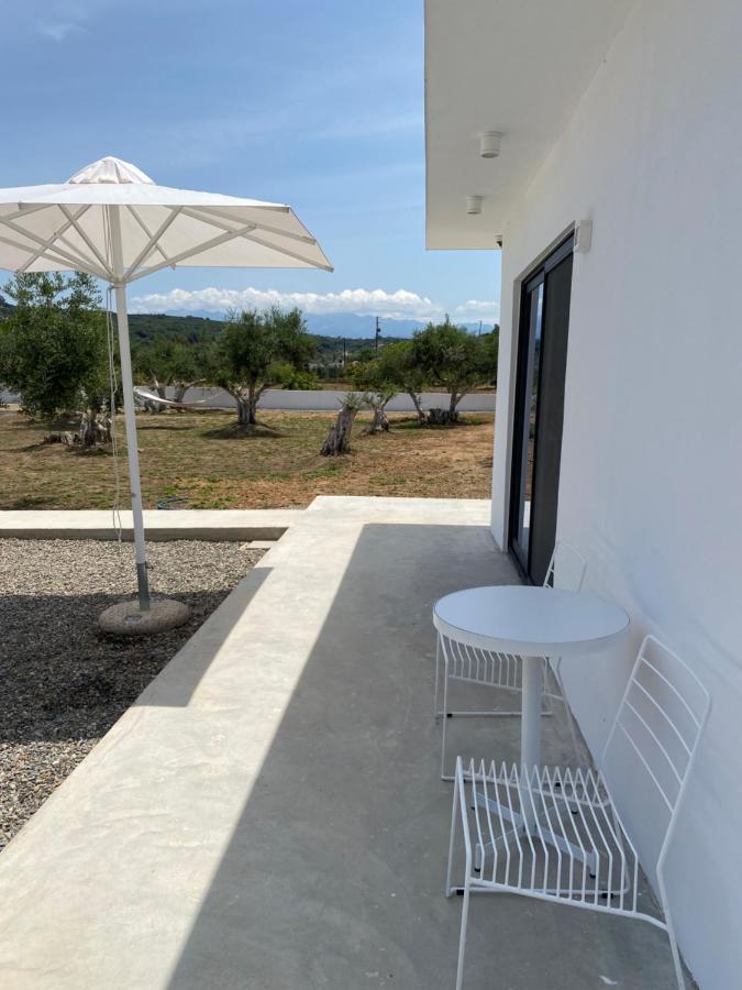 Lefko Apartments Tavronitis  Exterior photo